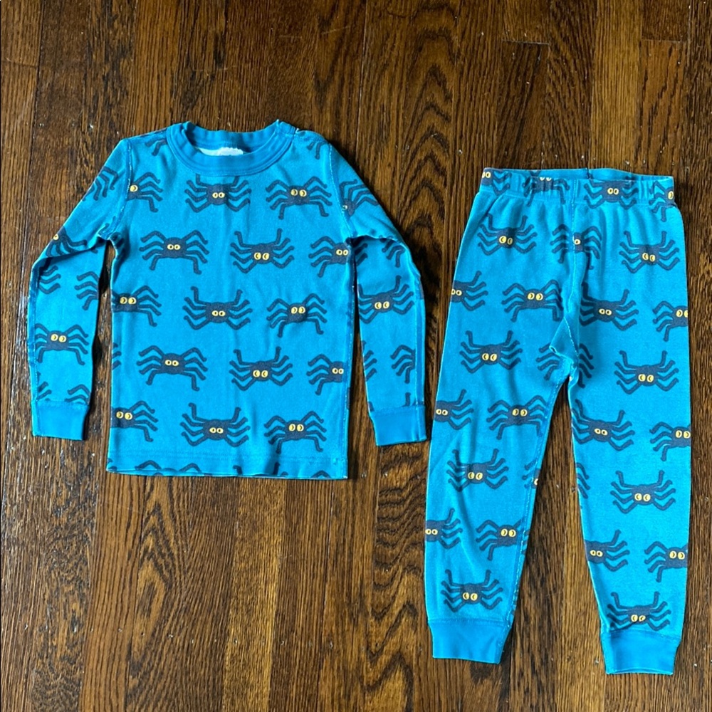 Hanna Andersson Long Johns PJs. Blue Spider Print Kids